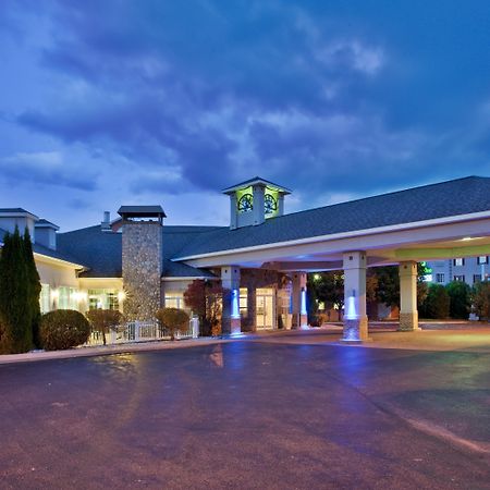 Holiday Inn Express St Ignace-Lake Central By Ihg St. Ignace Exterior foto