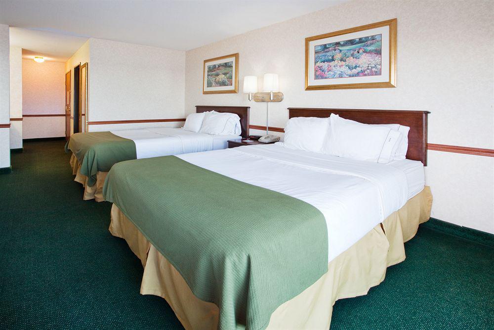 Holiday Inn Express St Ignace-Lake Central By Ihg St. Ignace Zimmer foto